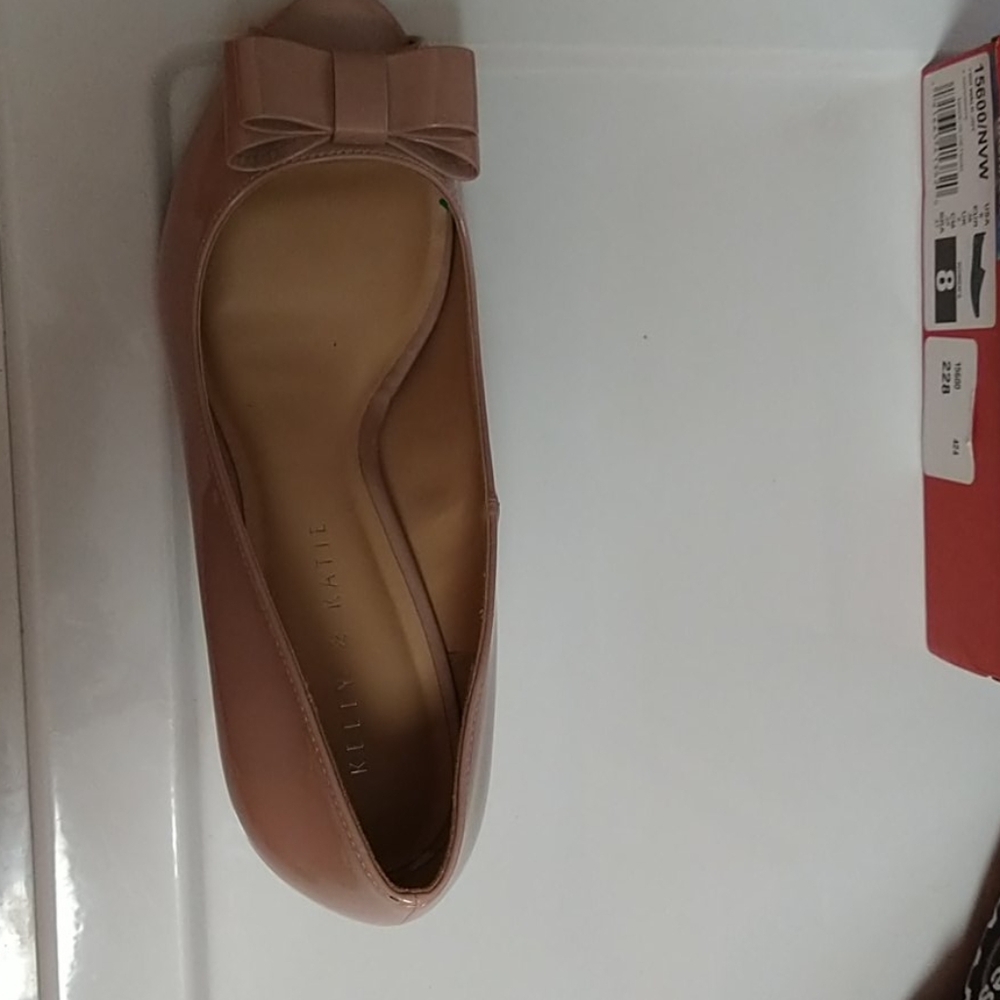 Dress shoes